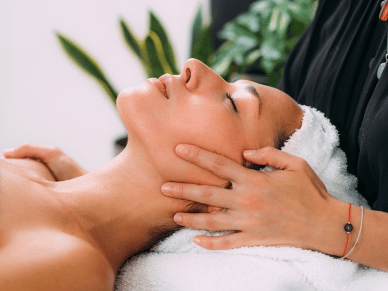 Marma Massage in Burgdorf – Ayurveda Behandlung für Entspannung und Wohlbefinden